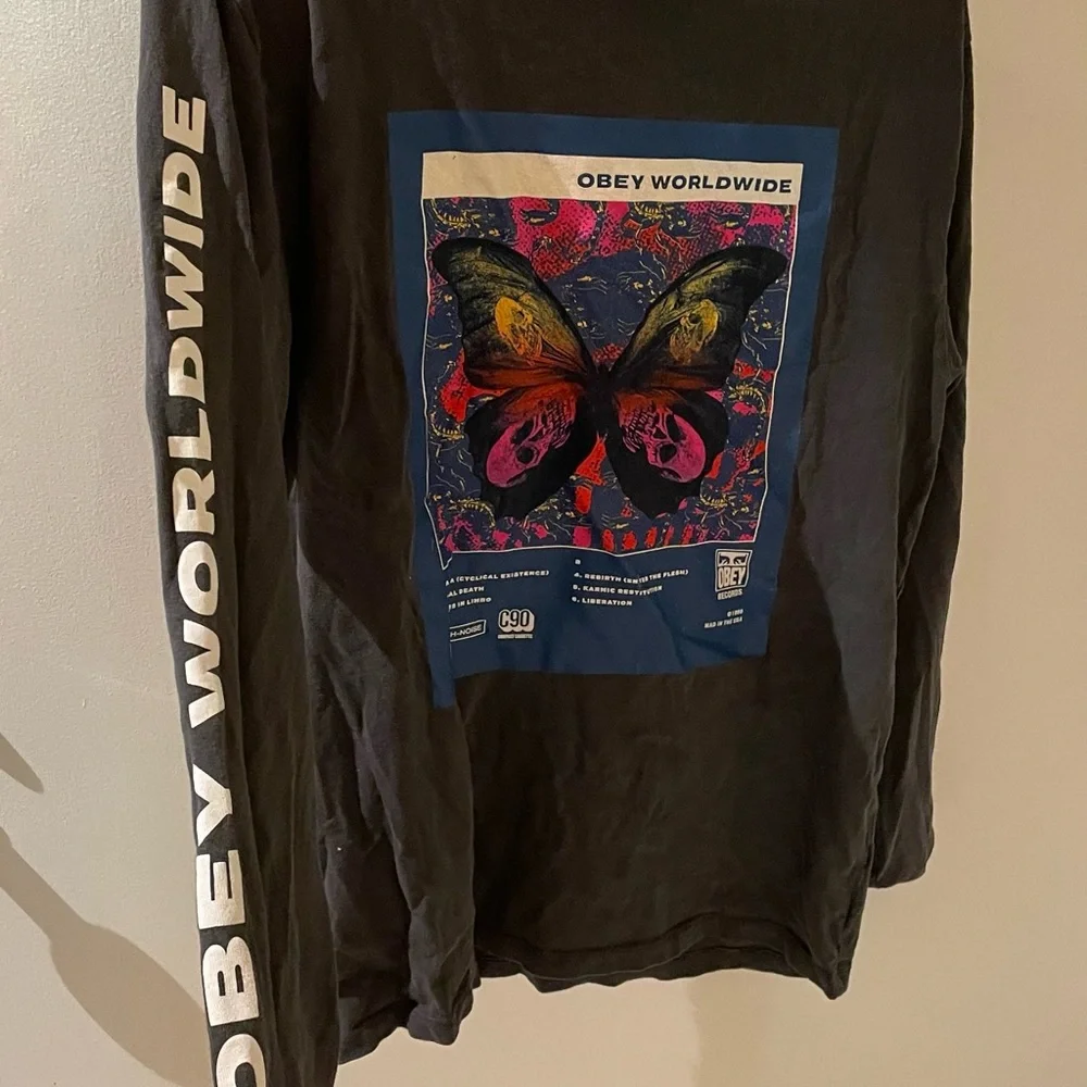 OBEY unisex graphic long sleeve t - Picture 1 of 3